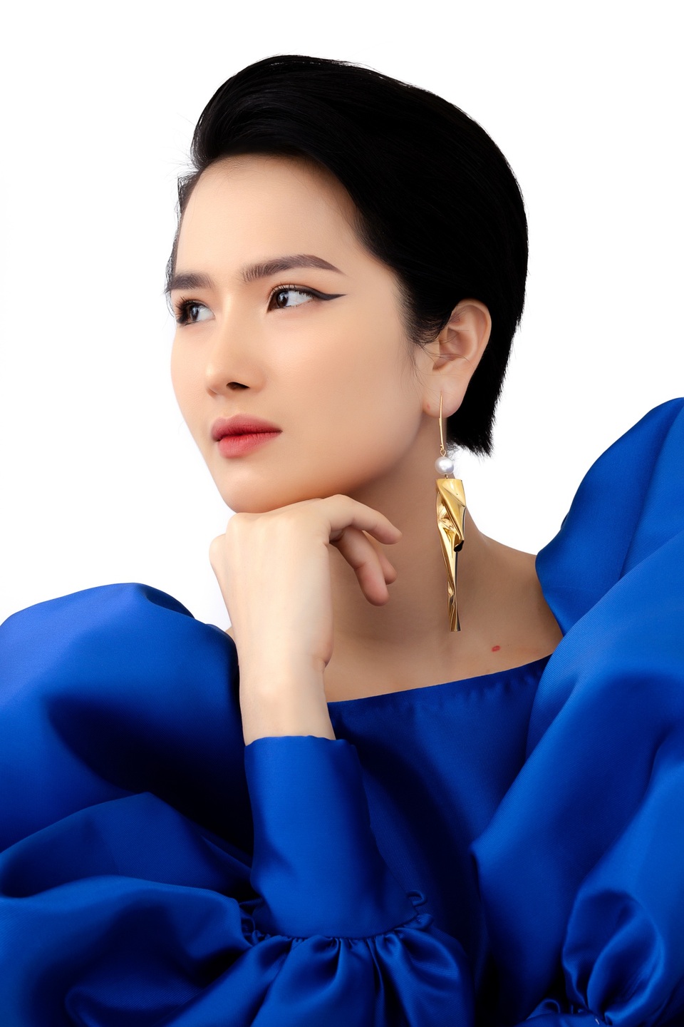 Mất hút 5 năm, Hoa hậu được yêu thích nhất Miss International 2008 tái xuất - 7 Mất hút 5 năm, Hoa hậu được yêu thích nhất Miss International 2008 tái xuất - 7