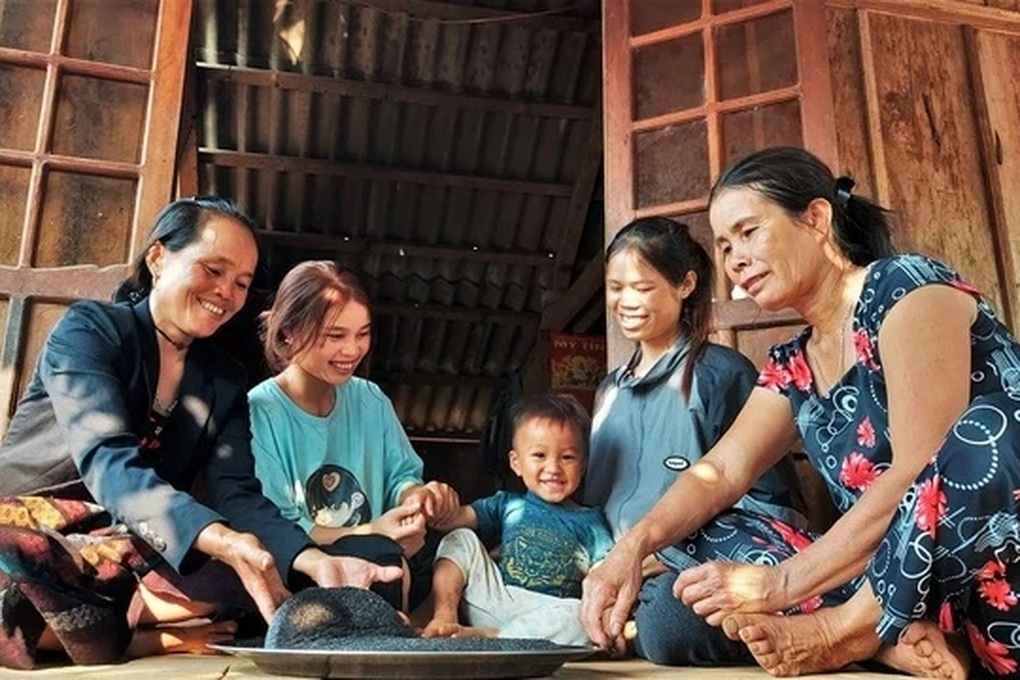 Loại bánh không thể thiếu dịp Tết của người Vân Kiều, dùng để đãi khách quý - 3 Loại bánh không thể thiếu dịp Tết của người Vân Kiều, dùng để đãi khách quý - 3