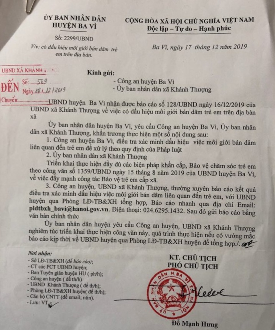 Công an điều tra nghi án môi giới mại dâm nữ sinh cấp 2 tại Ba Vì - 1 Công an điều tra nghi án môi giới mại dâm nữ sinh cấp 2 tại Ba Vì - 1
