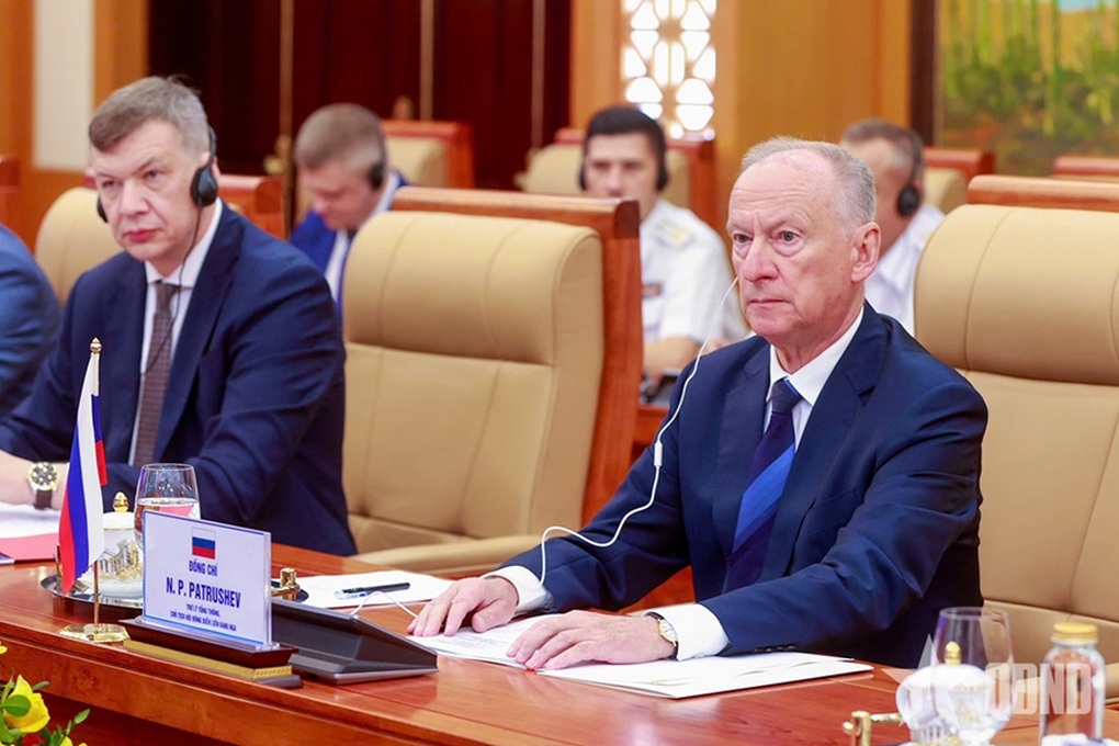 Nhân dân Việt Nam luôn ghi nhớ, tri ân sự ủng hộ, giúp đỡ của Liên Xô - 2 Nhân dân Việt Nam luôn ghi nhớ, tri ân sự ủng hộ, giúp đỡ của Liên Xô - 2