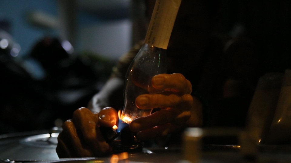 Cụ bà, nồi chè và gần 50 năm tuổi nghề nơi vỉa hè Sài Gòn - 10 Cụ bà, nồi chè và gần 50 năm tuổi nghề nơi vỉa hè Sài Gòn - 10