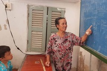 Bà giáo dành trọn cuộc đời “nâng bước” học trò nghèo