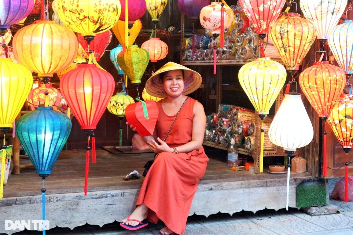 Hết kỳ nghỉ Tết, Hội An vẫn đón hàng nghìn khách tham quan mỗi ngày - 9 Hết kỳ nghỉ Tết, Hội An vẫn đón hàng nghìn khách tham quan mỗi ngày - 9