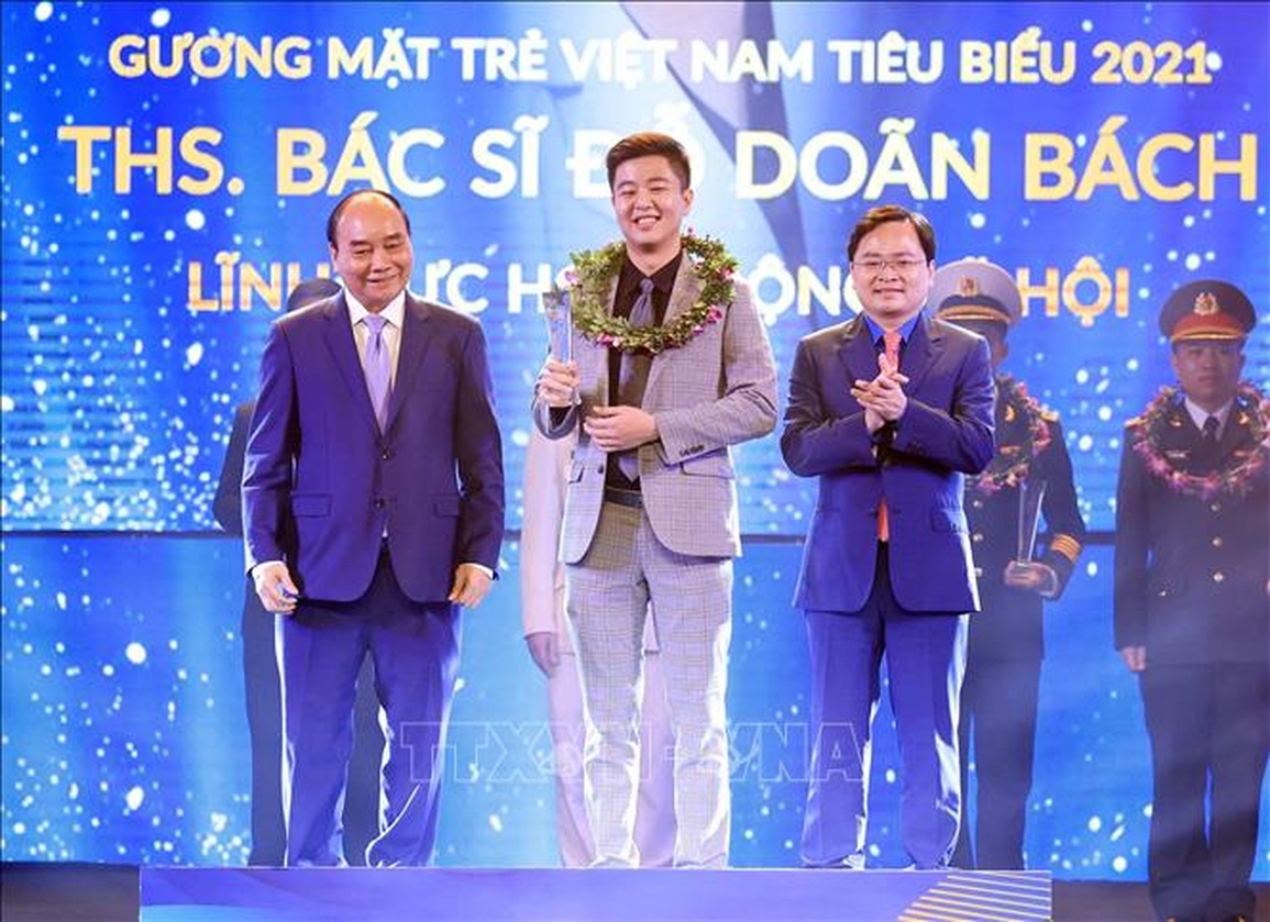 Chủ tịch nước trao Giải thưởng Gương mặt trẻ Việt Nam tiêu biểu năm 2021 - 2 Chủ tịch nước trao Giải thưởng Gương mặt trẻ Việt Nam tiêu biểu năm 2021 - 2