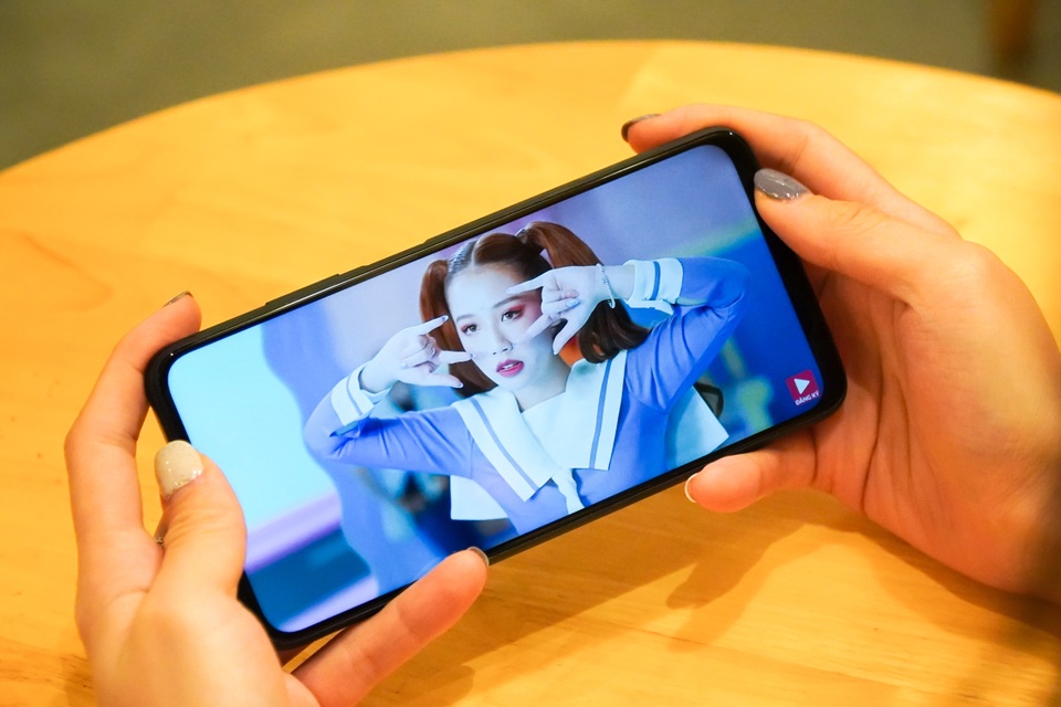 Trải nghiệm Poco M3: hiệu năng tốt, pin khỏe, camera trung bình - 2 Trải nghiệm Poco M3: hiệu năng tốt, pin khỏe, camera trung bình - 2