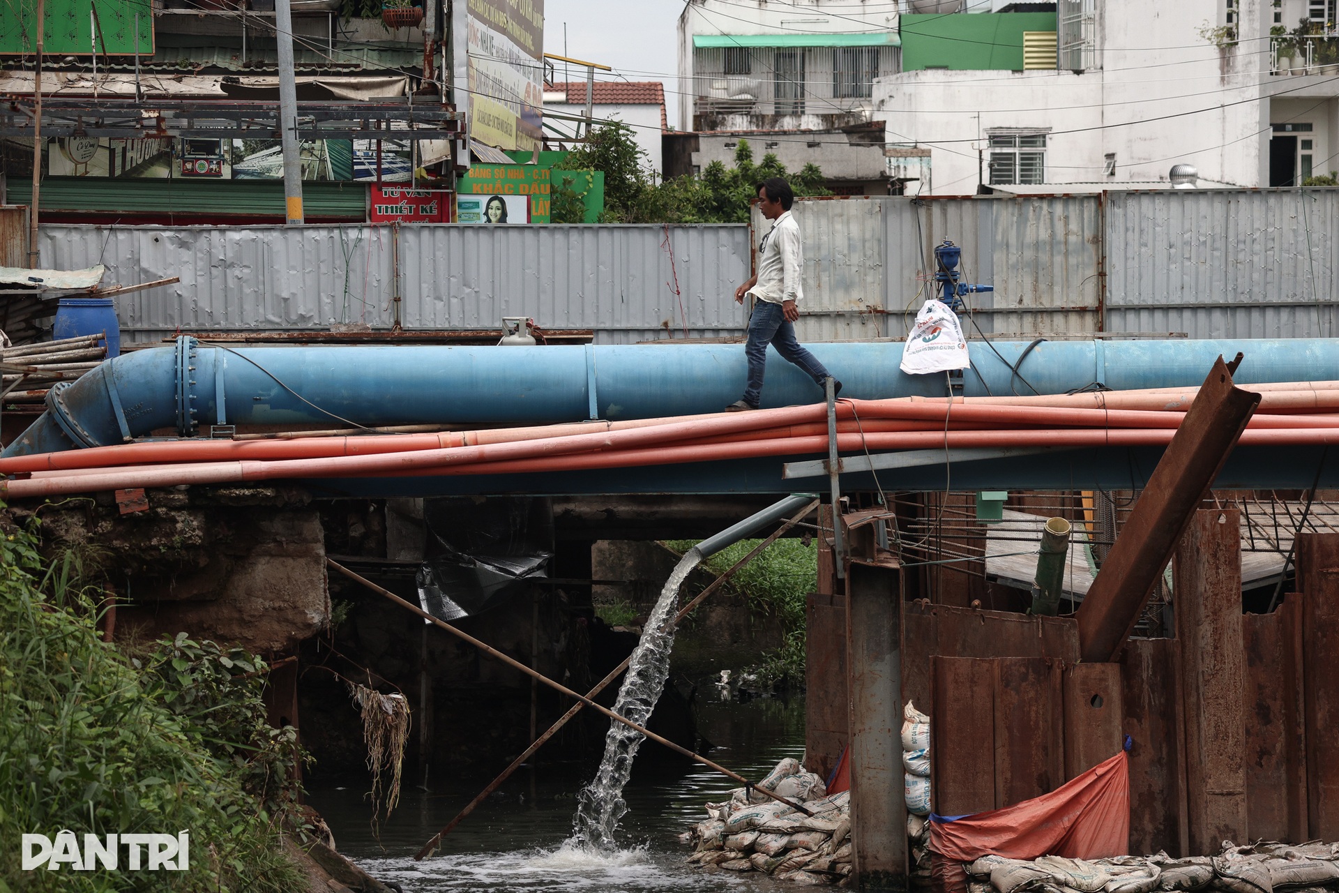 Rạch Cầu Ngang và loạt công trình giải cứu rốn ngập chợ Thủ Đức ở TPHCM - 4