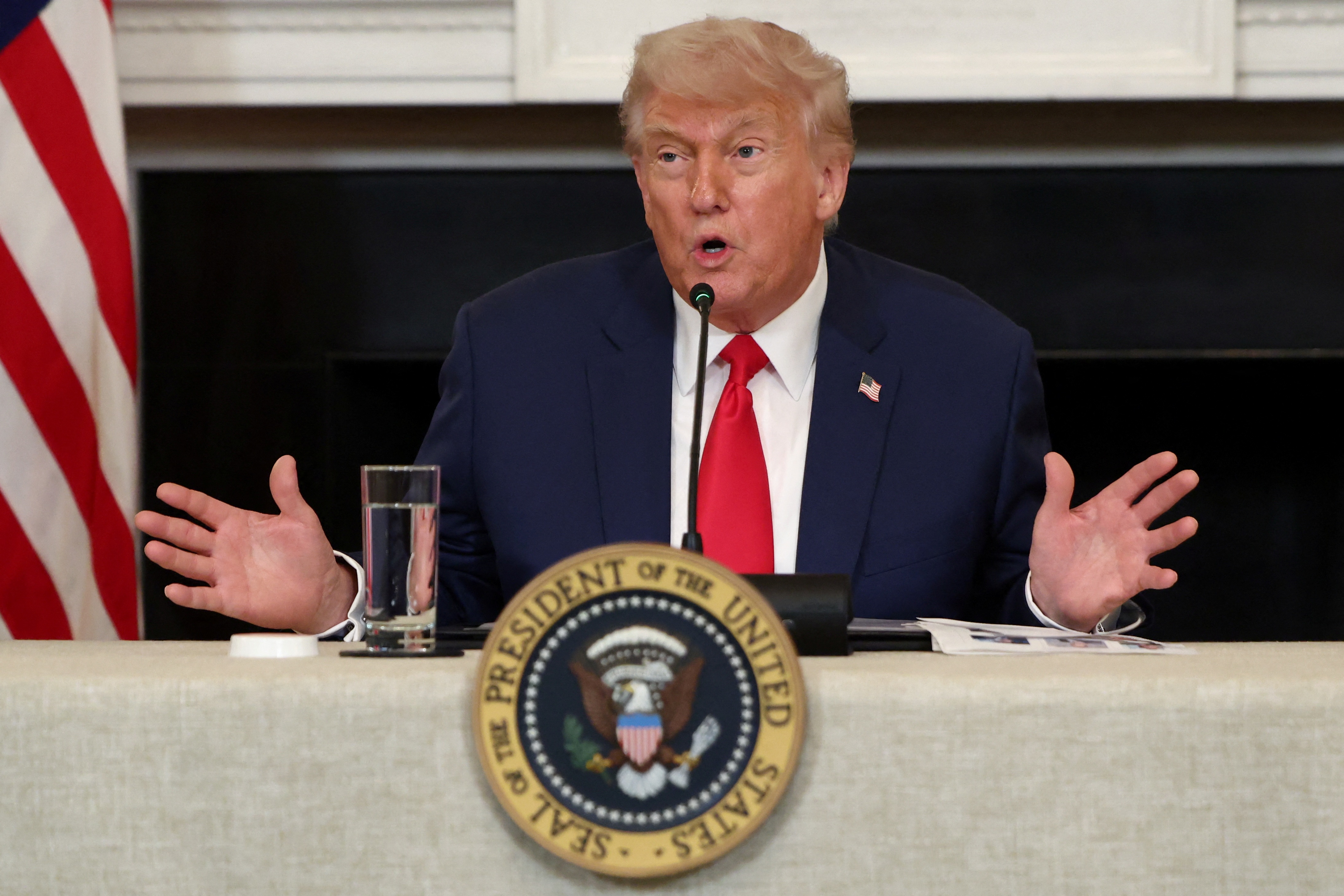 Vì sao ông Trump quyết theo đuổi thoả thuận hạt nhân với Iran? - 1 Vì sao ông Trump quyết theo đuổi thoả thuận hạt nhân với Iran?