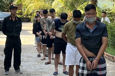 Bắt nhóm làm giả giấy tờ đất để chiếm đoạt nhiều tỷ đồng