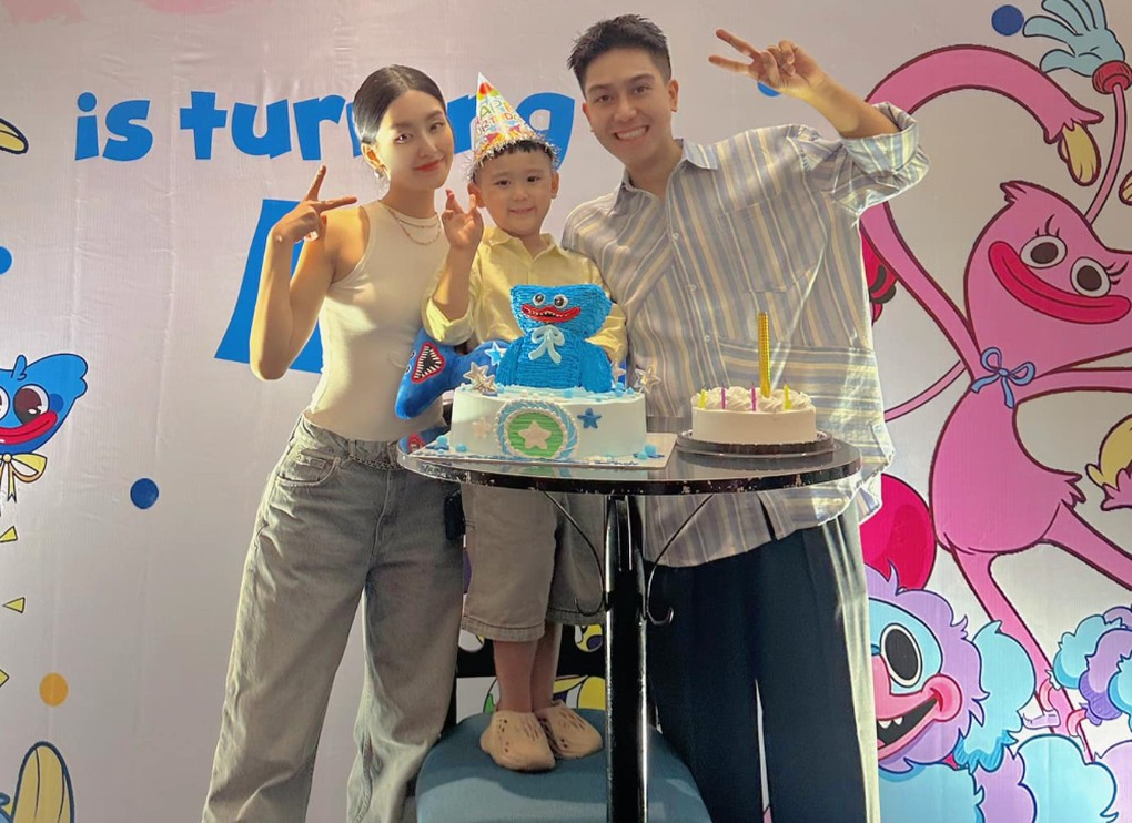 3 mẫu ảnh xinh đẹp, nổi tiếng Hà thành một thời giờ ra sao? - 4 3 mẫu ảnh xinh đẹp, nổi tiếng Hà thành một thời giờ ra sao? - 4