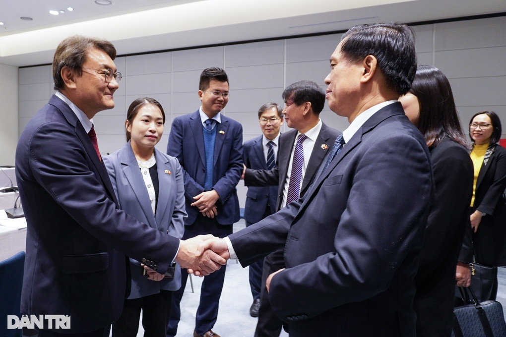 Thỏa thuận mới về dịch vụ đưa lao động Việt Nam đi Hàn Quốc - 4