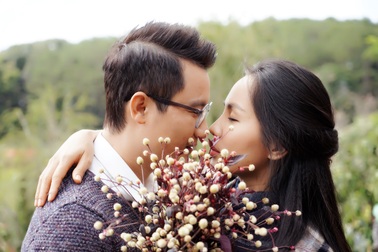 Hoàng Bách vất vả thuyết phục vợ làm diễn viên cho mình