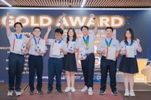 Nhóm học sinh lớp 10 vô địch cuộc thi giả lập doanh nghiệp lớn nhất châu Á