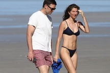 Gisele Bundchen đẹp đôi bên chồng