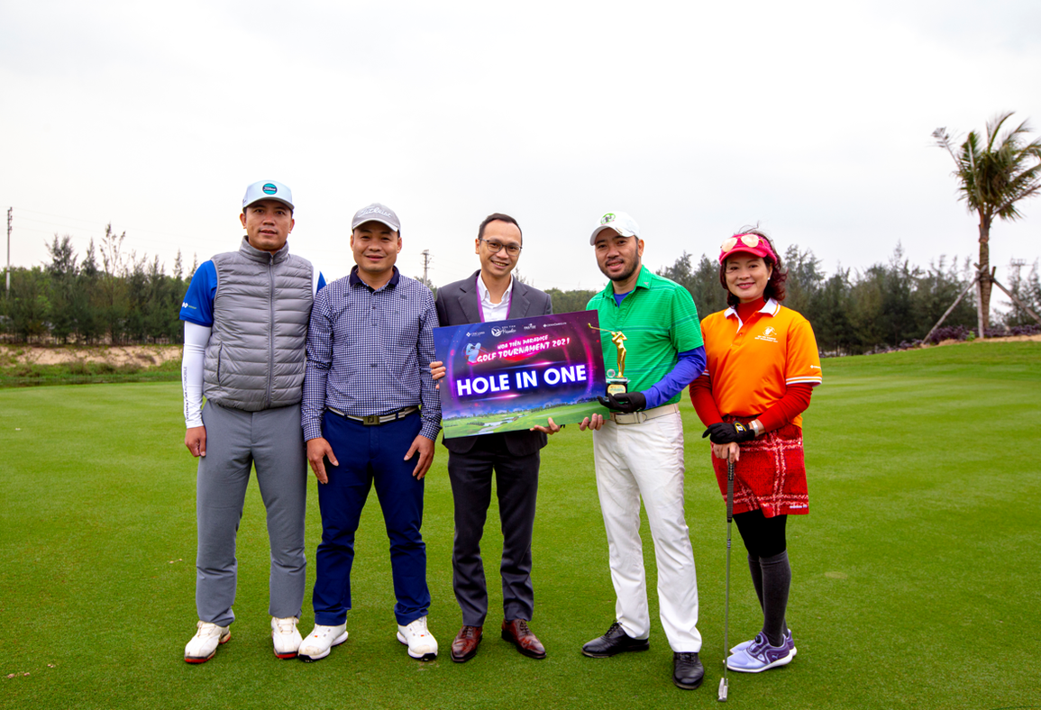 Khép lại chuỗi sự kiện Hoa Tiên Fest Tour: Đa trải nghiệm - bùng cảm xúc - 2 Khép lại chuỗi sự kiện Hoa Tiên Fest Tour: Đa trải nghiệm - bùng cảm xúc - 2