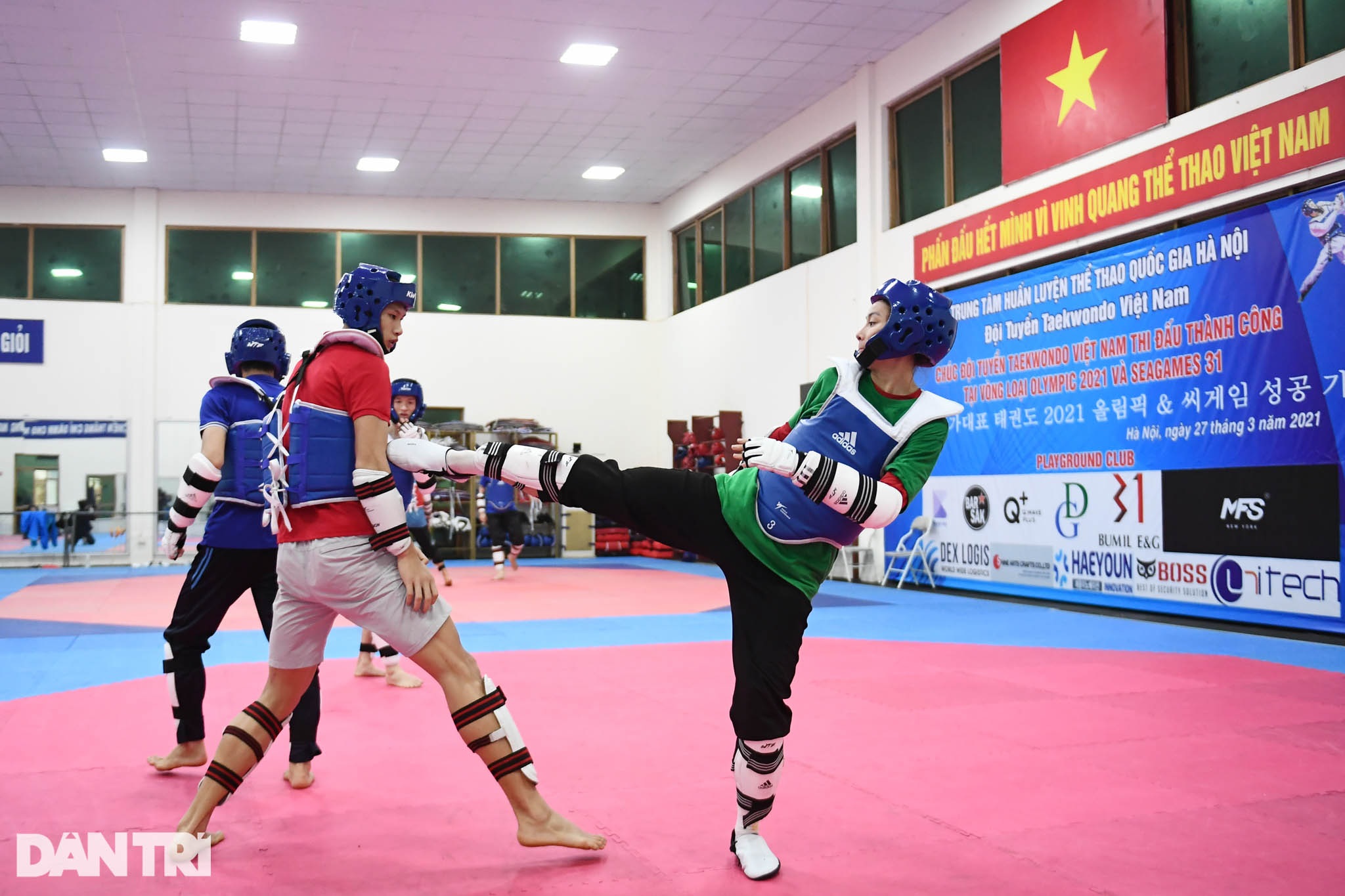 Nguyễn Thị Hương: Bông hồng nở muộn của Taekwondo Việt Nam - 8 Nguyễn Thị Hương: Bông hồng nở muộn của Taekwondo Việt Nam - 8