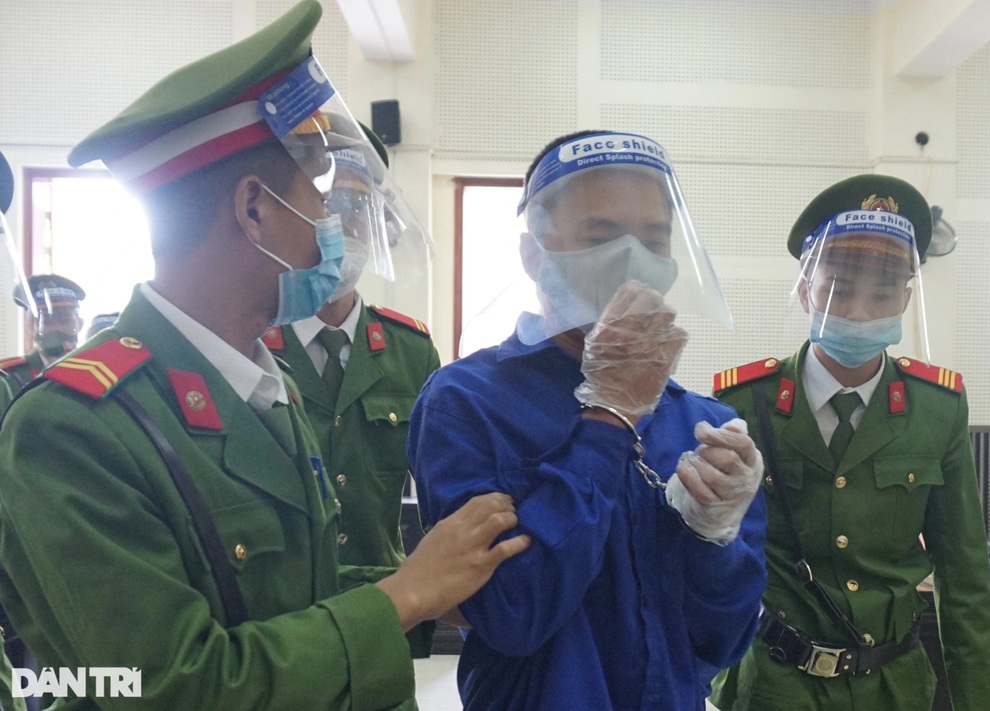 Thuê ô tô tự lái rồi đem bán lấy tiền thỏa mãn đam mê... đánh bạc - 2 Thuê ô tô tự lái rồi đem bán lấy tiền thỏa mãn đam mê... đánh bạc - 2