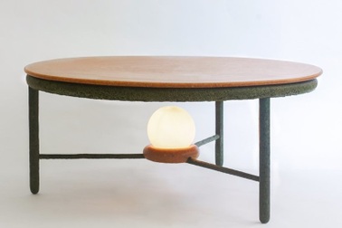 Ý tưởng độc đáo lấy vỏ hoa quả, lá rụng làm đồ nội thất… để cứu cây xanh