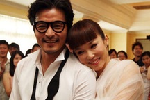 Vợ chồng Phạm Văn Phương đến Việt Nam