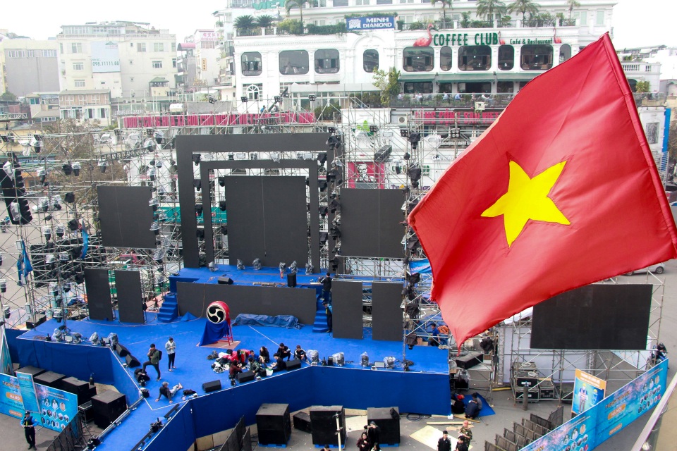 Những điểm xem countdown 2020 đông vui nhất ở Hà Nội - 1 Những điểm xem countdown 2020 đông vui nhất ở Hà Nội - 1