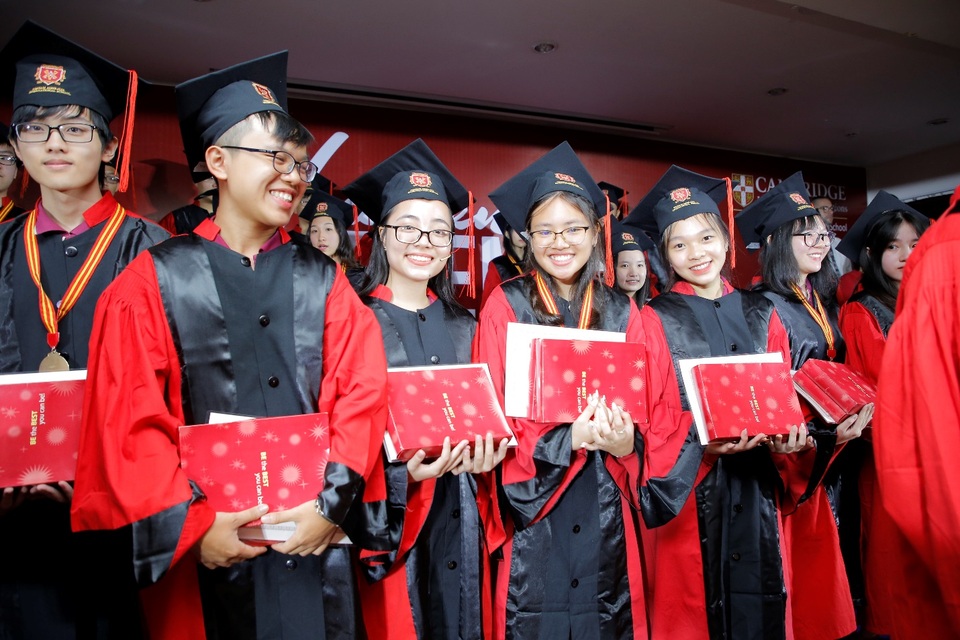 Chân dung học sinh VAS: năng động, bản lĩnh và sẵn sàng ra biển lớn - 2 Chân dung học sinh VAS: năng động, bản lĩnh và sẵn sàng ra biển lớn - 2