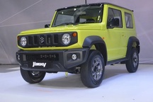 Suzuki Jimny ra mắt tại Thái Lan, giá cao ngất ngưởng