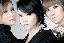 Nghệ sĩ hòa giọng với “Bốn mùa yêu thương”