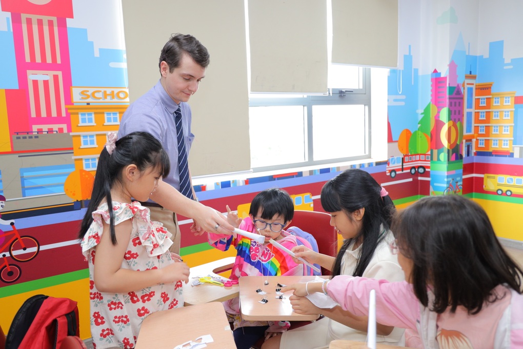 Khi niềm vui học tiếng Anh là đòn bẩy cho thành tựu đầu đời - 1 Khi niềm vui học tiếng Anh là đòn bẩy cho thành tựu đầu đời - 1