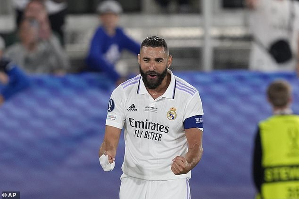 Benzema tỏa sáng, Real Madrid giành Siêu Cúp châu Âu - 7 Benzema tỏa sáng, Real Madrid giành Siêu Cúp châu Âu - 7