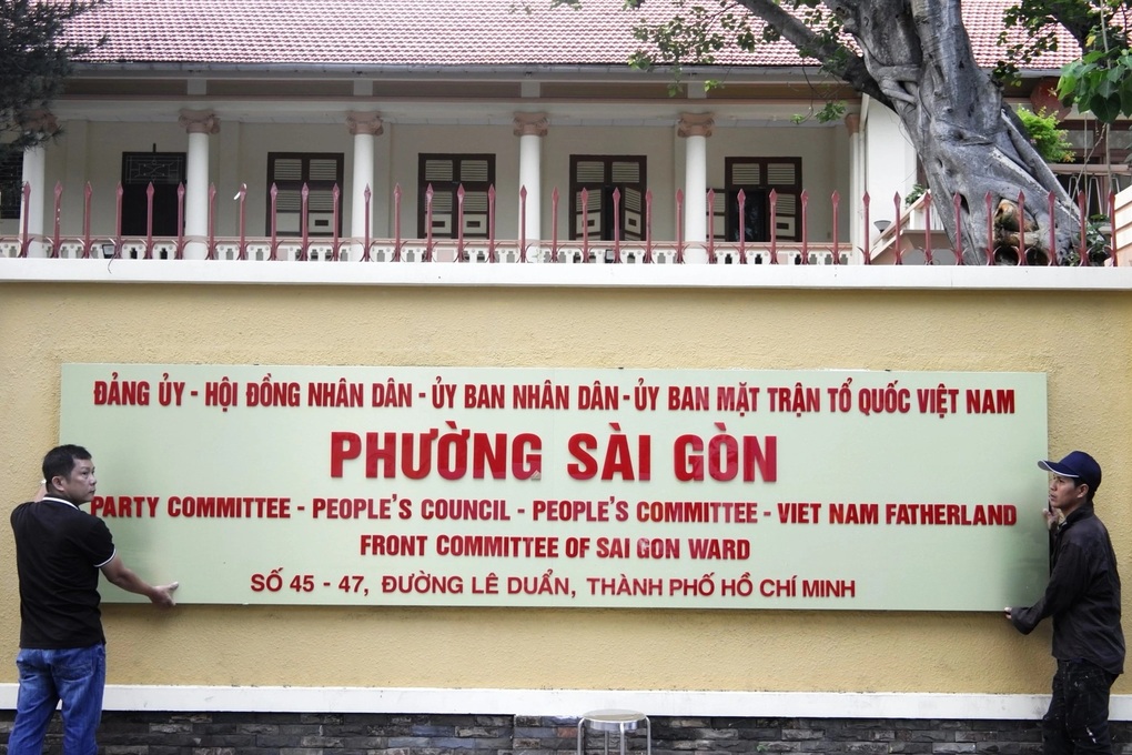 TPHCM náo nức trước giờ công bố các nghị quyết sáp nhập - 5 TPHCM náo nức trước giờ công bố các nghị quyết sáp nhập - 5
