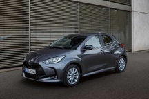 Mazda2 2022 ra mắt tại châu Âu trong diện mạo của Toyota Yaris Hybrid