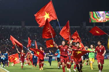 Financial Times: Việt Nam là một trong 7 nền kinh tế nổi bật