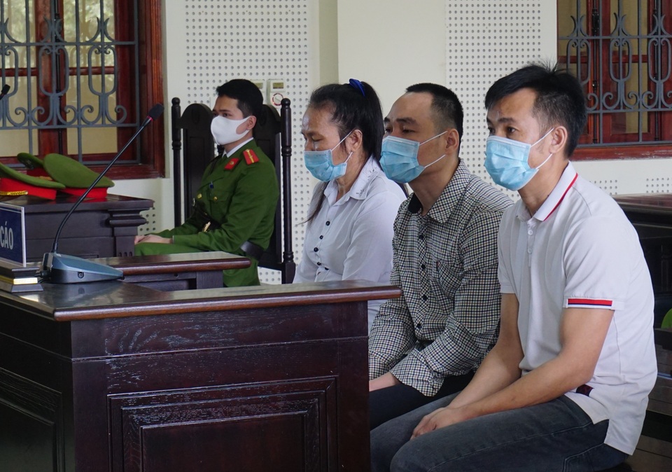 Hám 30 triệu, chú bán cháu ruột sang Trung Quốc - 1 Hám 30 triệu, chú bán cháu ruột sang Trung Quốc - 1