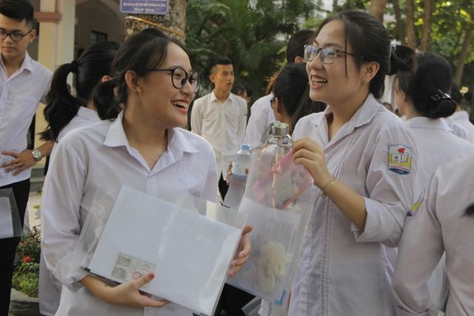 Tinh giản môn Toán, Tiếng Anh THPT: Học sinh lớp 12 vẫn phải ôn tập nhiều - 1 Tinh giản môn Toán, Tiếng Anh THPT: Học sinh lớp 12 vẫn phải ôn tập nhiều - 1