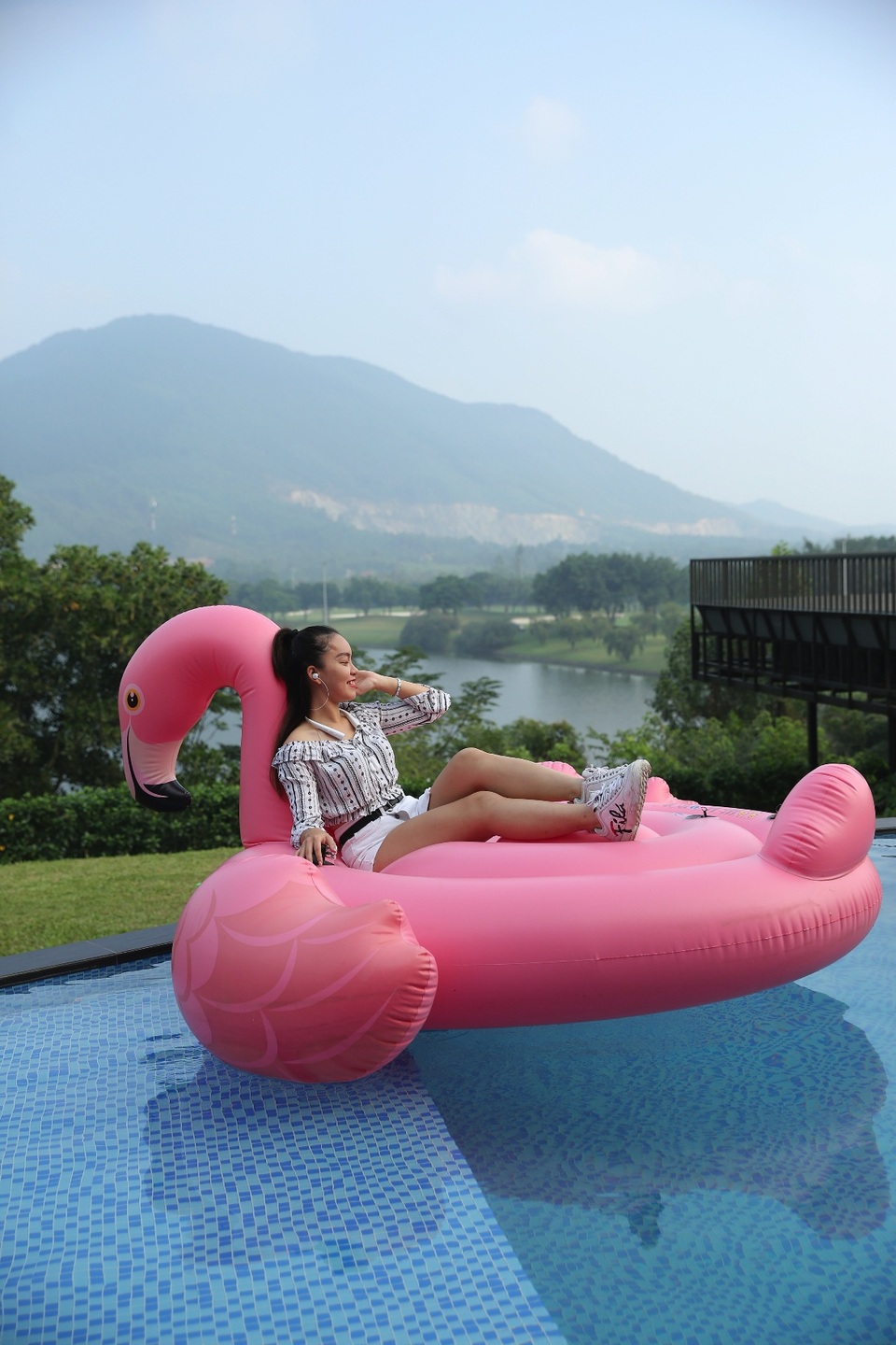 Hanoi X-girls bật mí kinh nghiệm tổ chức tiệc tất niên “ở nơi xa” ấn tượng cho nhóm bạn thân - 2 Hanoi X-girls bật mí kinh nghiệm tổ chức tiệc tất niên “ở nơi xa” ấn tượng cho nhóm bạn thân - 2