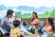 Cháy phòng” du lịch Tết, gia đình trẻ truyền tai hàng loạt bí kíp