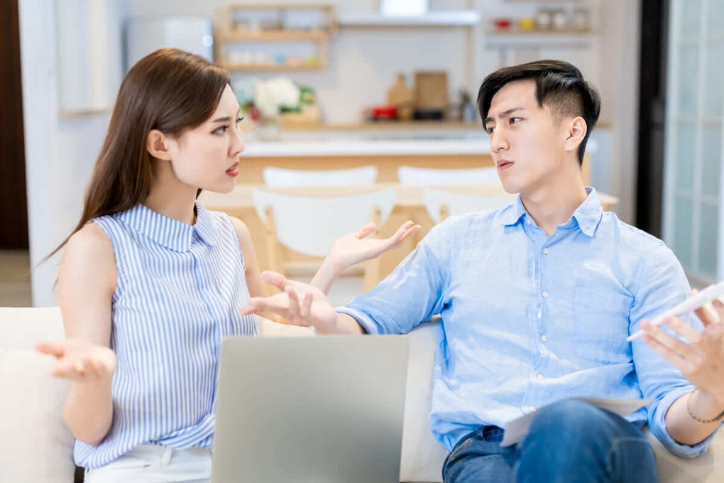 Bạn trai hào phóng đưa ví cho tiêu, kết cục sau đó khiến tôi ngã ngửa - 1 Bạn trai hào phóng đưa ví cho tiêu, kết cục sau đó khiến tôi ngã ngửa - 1