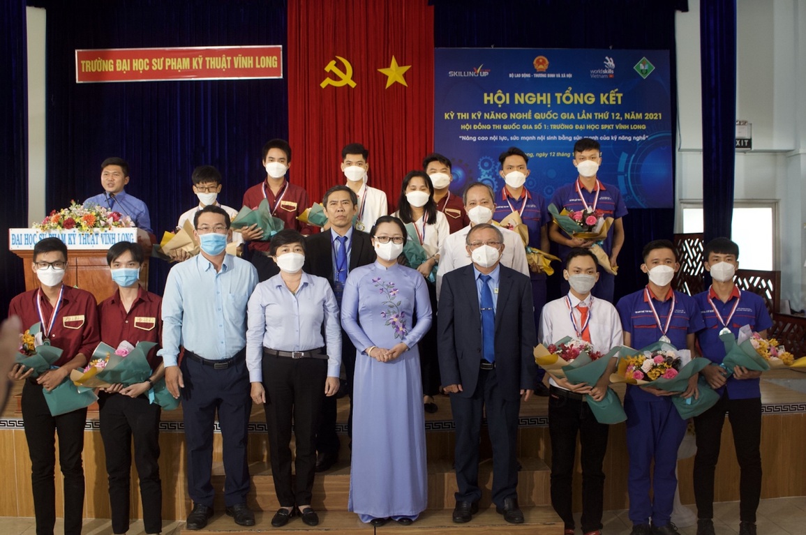 Kỳ thi Kỹ năng nghề quốc gia 2021 trao giải 14 huy chương Vàng - 1 Kỳ thi Kỹ năng nghề quốc gia 2021 trao giải 14 huy chương Vàng - 1
