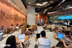 Nghe nhạc ở quán cà phê, không chỉ là chuyện tiền bản quyền