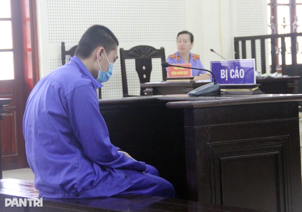 Tội ác không thể ngờ của thanh niên 17 tuổi với bạn gái cùng lớp - 2 Tội ác không thể ngờ của thanh niên 17 tuổi với bạn gái cùng lớp - 2