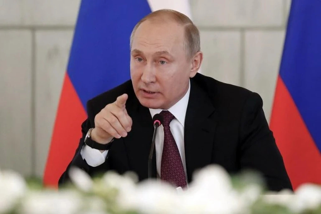 Phát biểu nước đôi của ông Putin: Chiến thuật câu giờ chờ thời cơ? - 1 Phát biểu nước đôi của ông Putin: Chiến thuật câu giờ chờ thời cơ? - 1