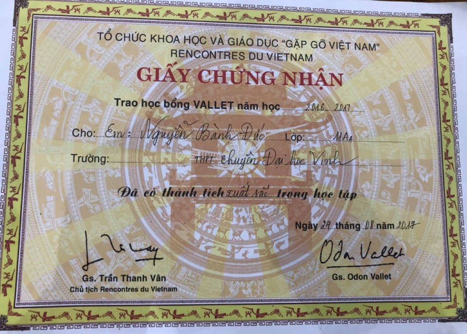 Nam sinh xứ Nghệ xuất sắc giành 15 học bổng trị giá hơn 43 tỷ đồng - 6 Nam sinh xứ Nghệ xuất sắc giành 15 học bổng trị giá hơn 43 tỷ đồng - 6