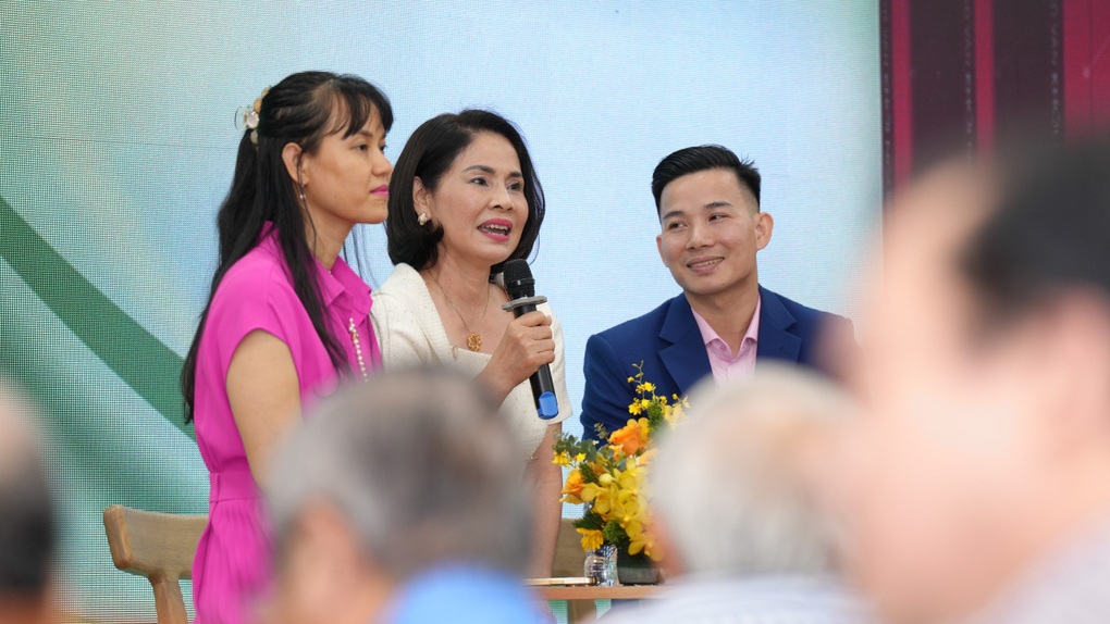Hai quyển sách nói về chuyện khởi nghiệp và vượt lên nghịch cảnh - 1 Hai quyển sách nói về chuyện khởi nghiệp và vượt lên nghịch cảnh - 1