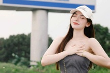 Tấm biển "Hải Dương hẹn gặp lại" thành điểm check-in đầy cảm xúc của khách