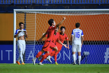 U17 Nhật Bản đối đầu U17 Hàn Quốc ở trận chung kết giải châu Á