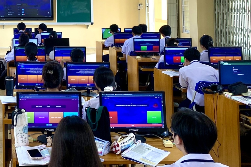 Ca Mau-provinsen utfärdar nya regler om undervisningsavgifter för främmande språk i offentliga skolor - 1 Cà Mau ban hành quy định mới về học phí tiếng nước ngoài tại trường công - 1