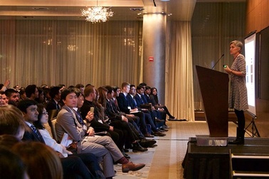 “Thủ lĩnh” 9X kể chuyện hội thảo “vấn đề nóng châu Á” ở ĐH Harvard