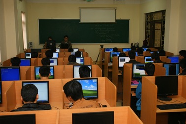 Trường ĐH Công nghệ thông tin và Truyền thông tuyển 1.300 chỉ tiêu năm 2012