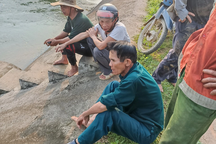 Lão nông 63 tuổi lao xuống dòng nước xiết cứu sống 2 nam thanh niên