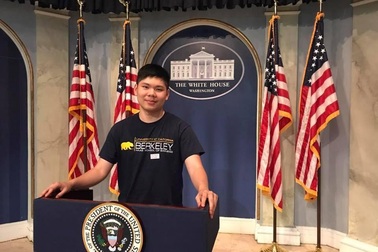 Cựu học sinh Trường Á Châu đậu 4 ĐH hàng đầu Hoa Kỳ