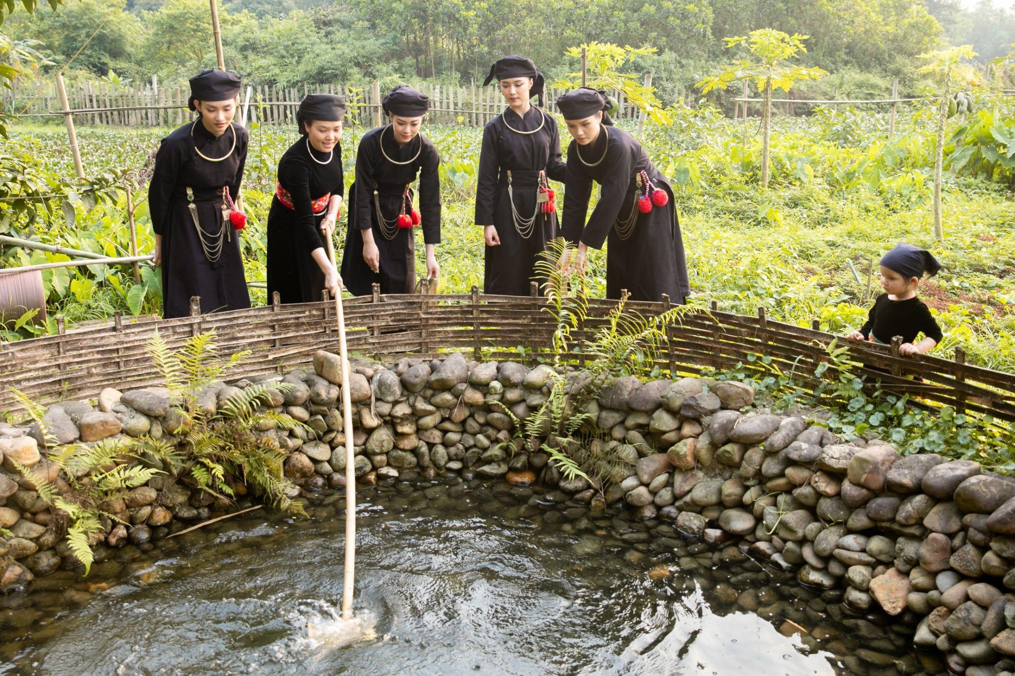 Thái Nguyên xinh đẹp, hấp dẫn qua lăng kính Người đẹp Du lịch của Miss World Vietnam - 2 Thái Nguyên xinh đẹp, hấp dẫn qua lăng kính Người đẹp Du lịch của Miss World Vietnam - 2